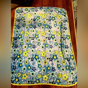 Soft fleece throw blanket stars